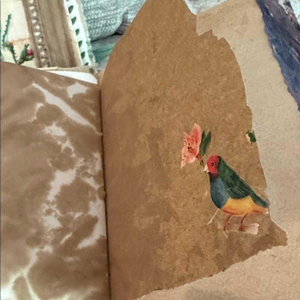 Handmade Junk Journal 6x9 72 Pages Pouch - Picture 10 of 12